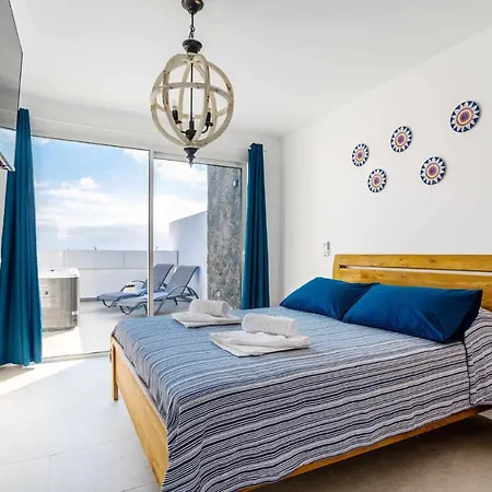 Monterey House Дом отдыха Коста Бланка