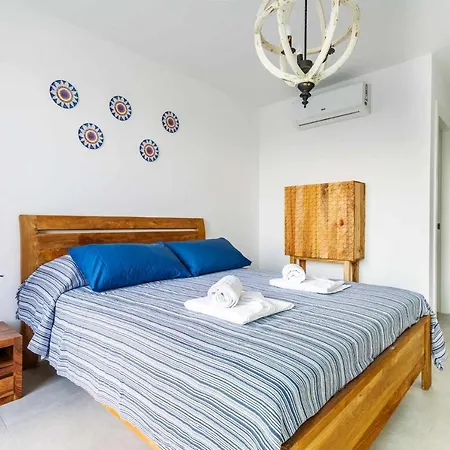 Monterey House Prázdninový dům Playa Blanca (Lanzarote)