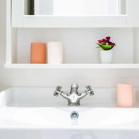 Monterey House Коста Бланка