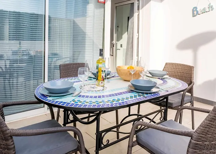 Hébergement de vacances Monterey House *